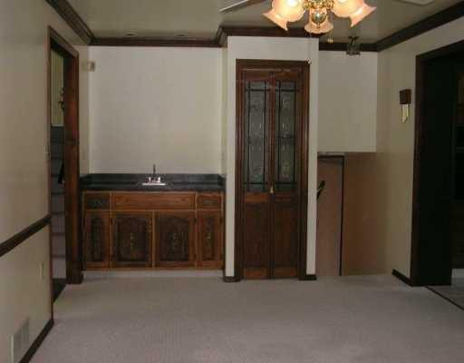 408 Bellview Road Connellsville, PA 15425 - Photo 6 of 8 Dining Room.