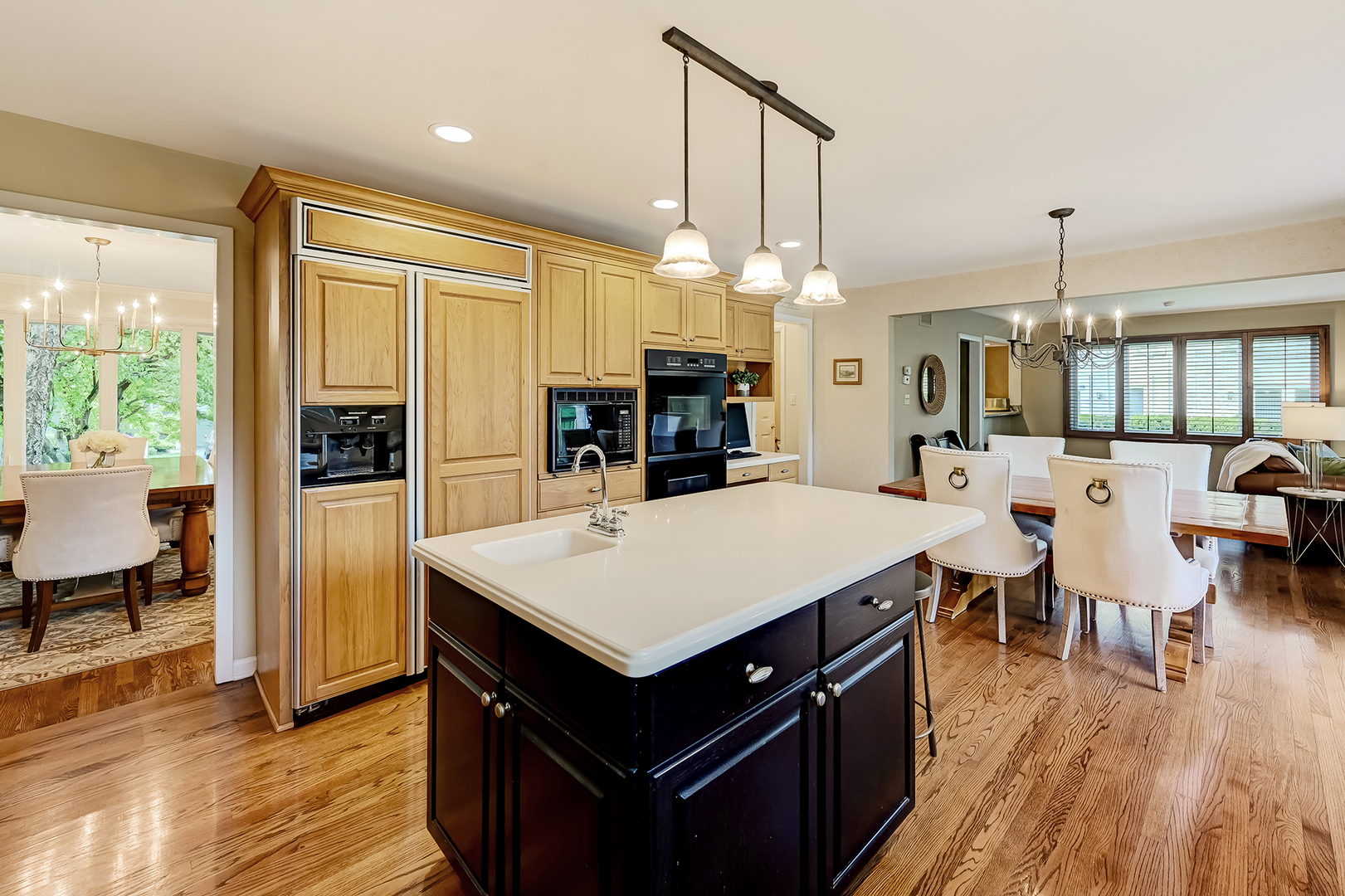 11516 Burr Oak Lane Burr Ridge, IL 60527 - Photo 13 of 62