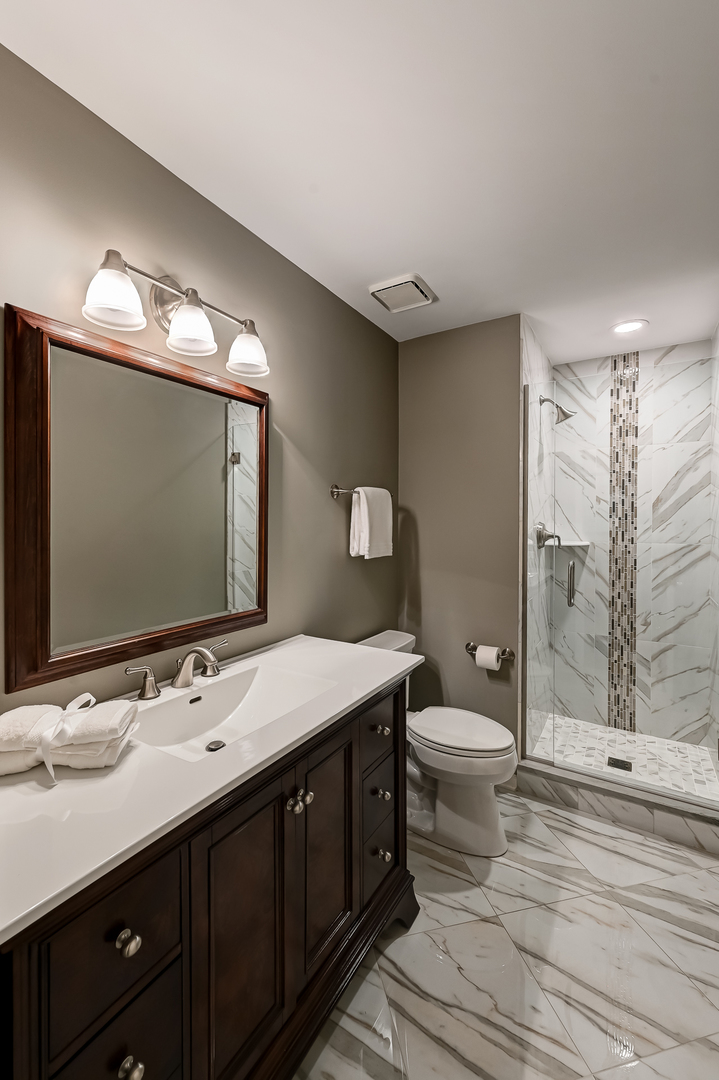 11516 Burr Oak Lane Burr Ridge, IL 60527 - Photo 23 of 62