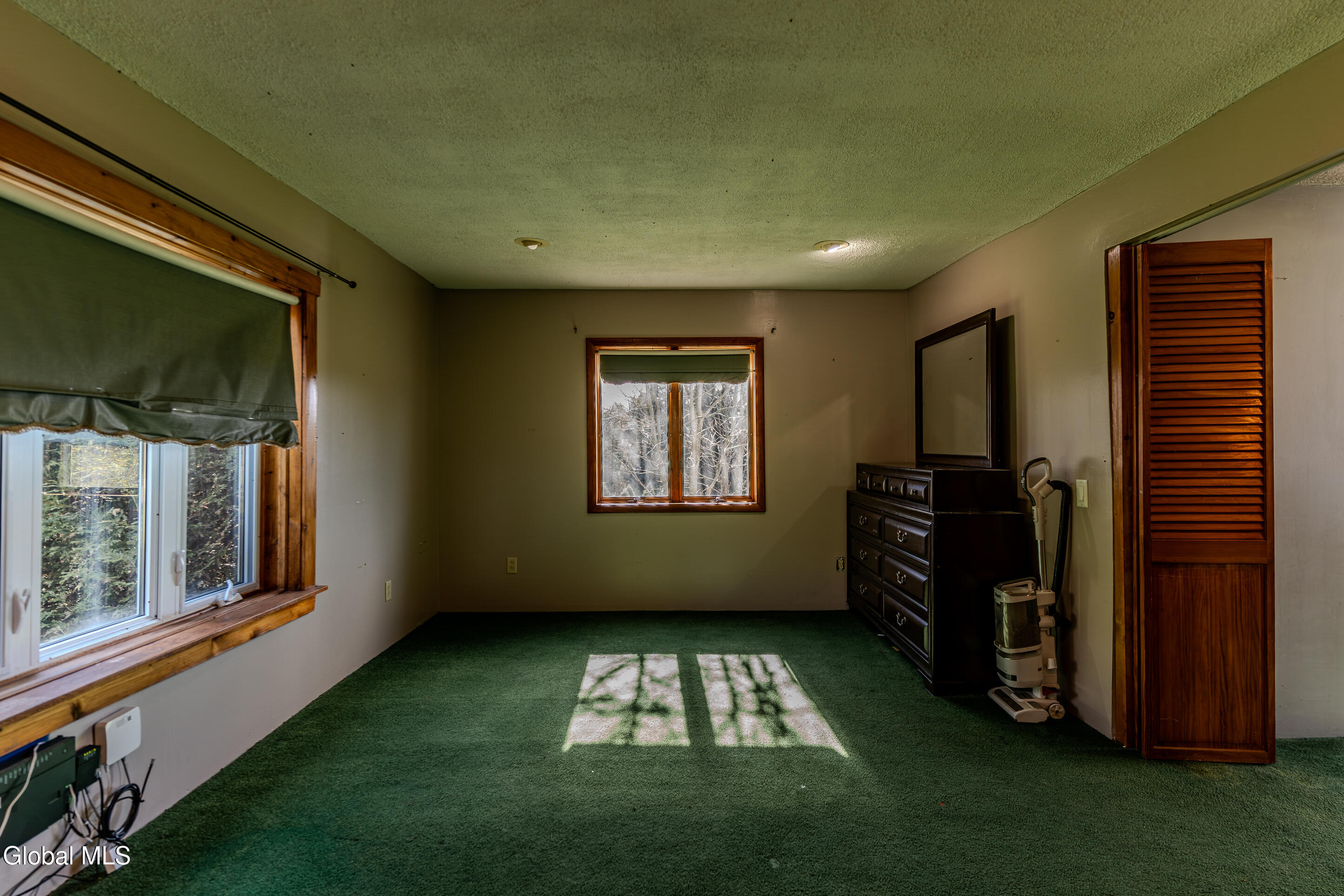 1659 County Rte 24 Burke, NY 12917 - Photo 12 of 30 Family Room