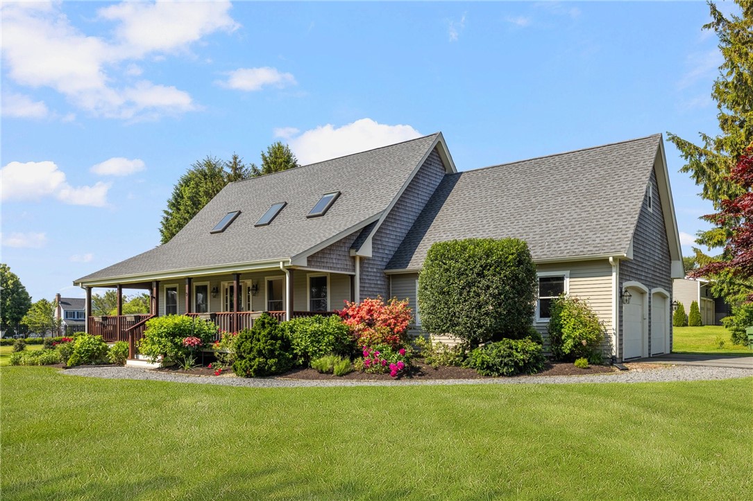 9 Spring Hill Road Portsmouth, RI 02871 - Photo 1 of 39 Gallery Image 1