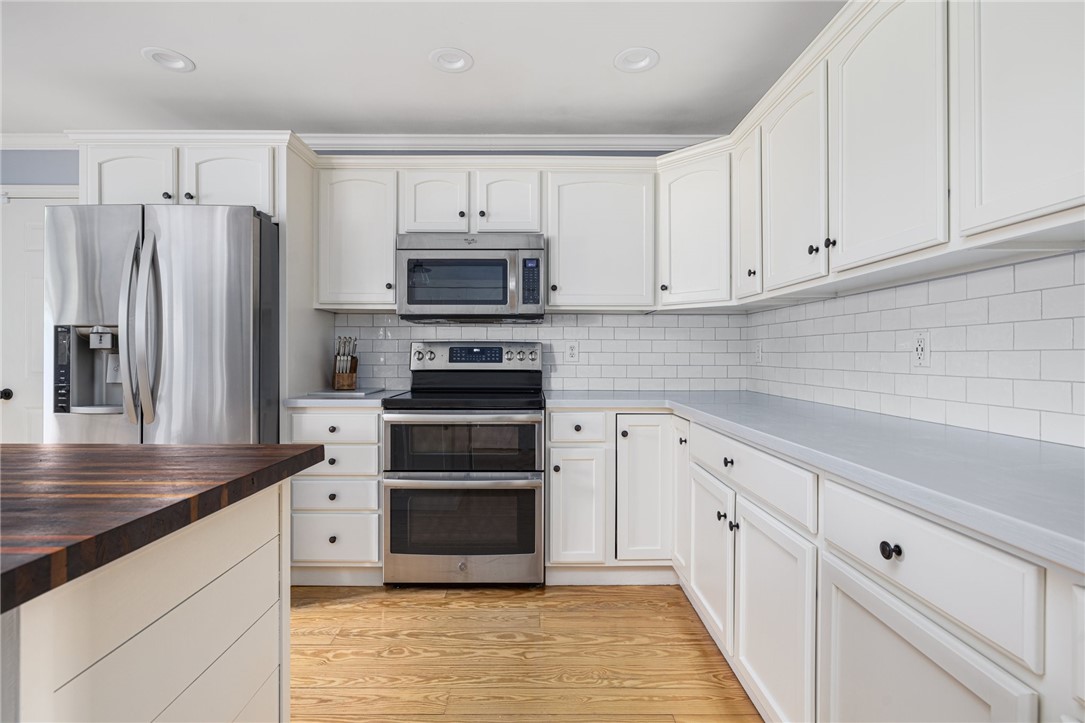 9 Spring Hill Road Portsmouth, RI 02871 - Photo 15 of 39 Gallery Image 15