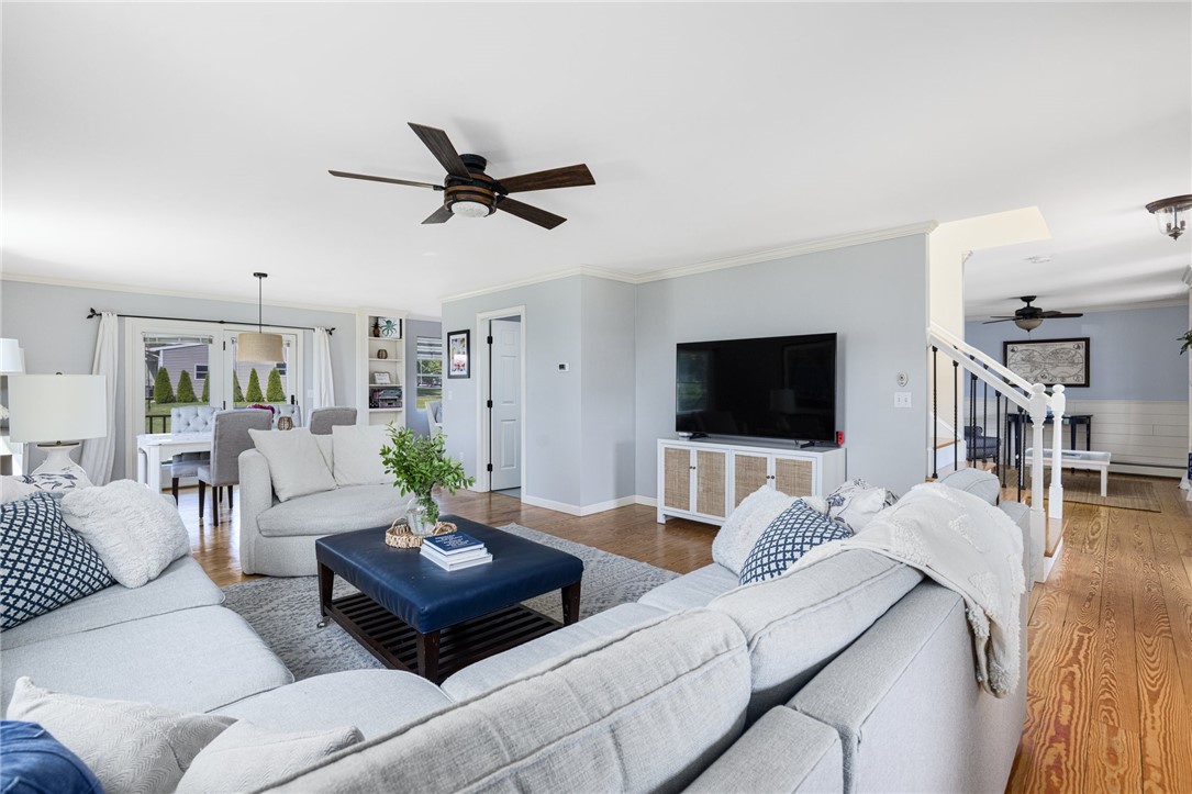 9 Spring Hill Road Portsmouth, RI 02871 - Photo 6 of 39 Gallery Image 6