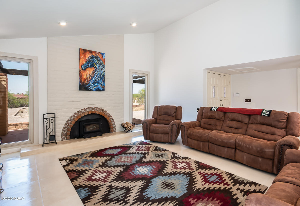 11511 East Tanque Verde Road Tucson, AZ 85749 - Photo 8 of 46 Gallery Image 8