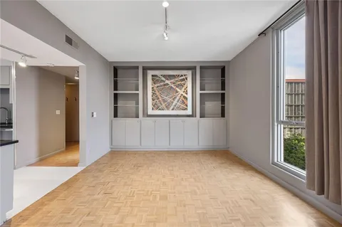 $320,000 | 3060 Pharr Ct N Northwest, Unit 615, Atlanta, GA 30305