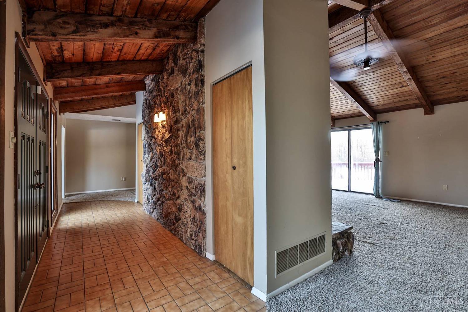 467 Irvin Road Blanchester, OH 45107 - Photo 6 of 52 Gallery Image 6