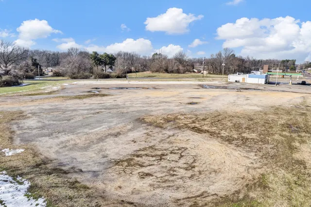 $299,900 | 4777 Horn Lake Road, Memphis, TN 38109