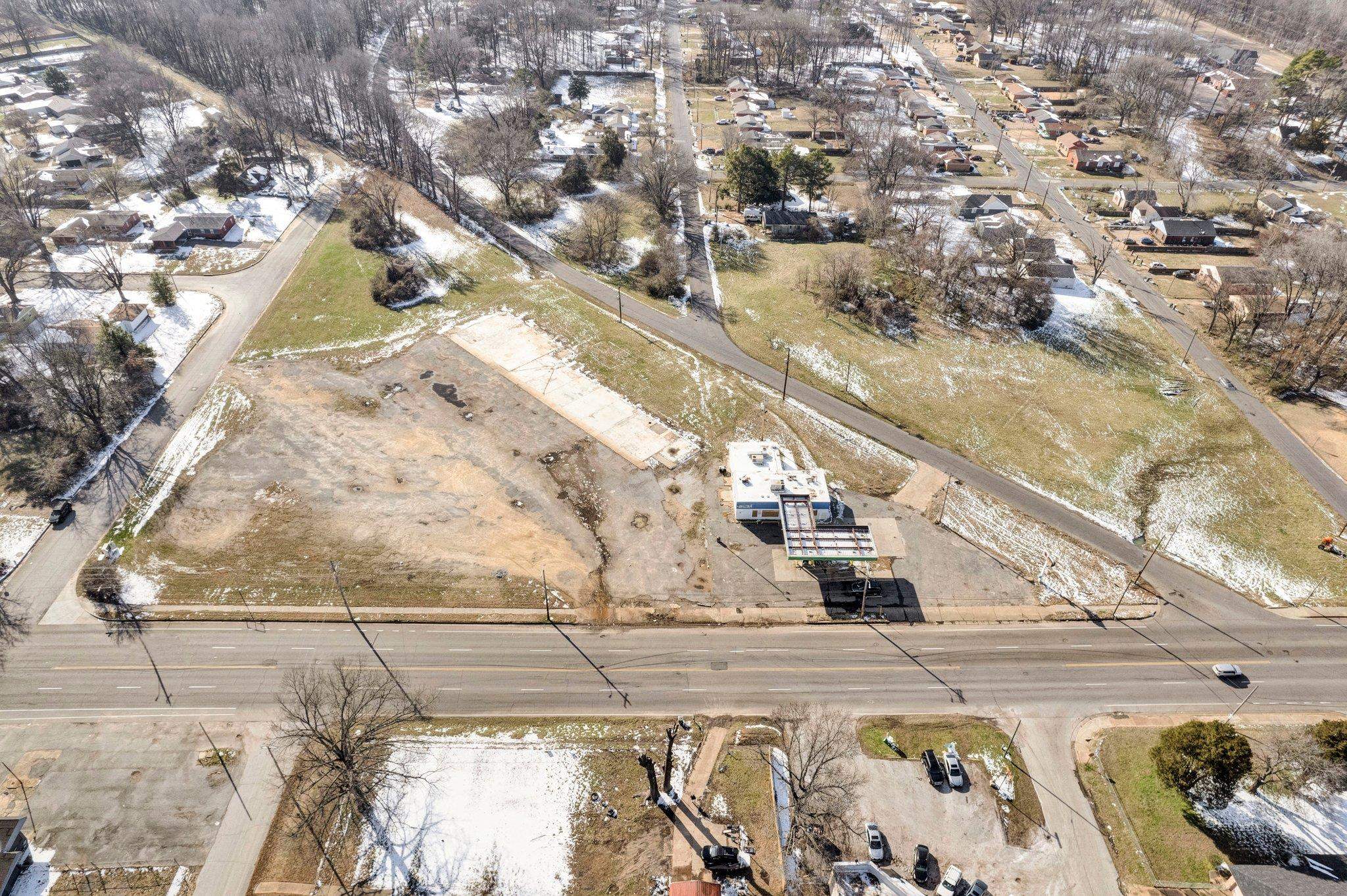 4777 Horn Lake Road Memphis, TN 38109 - Photo 7 of 14 a view of outdoor space and yard