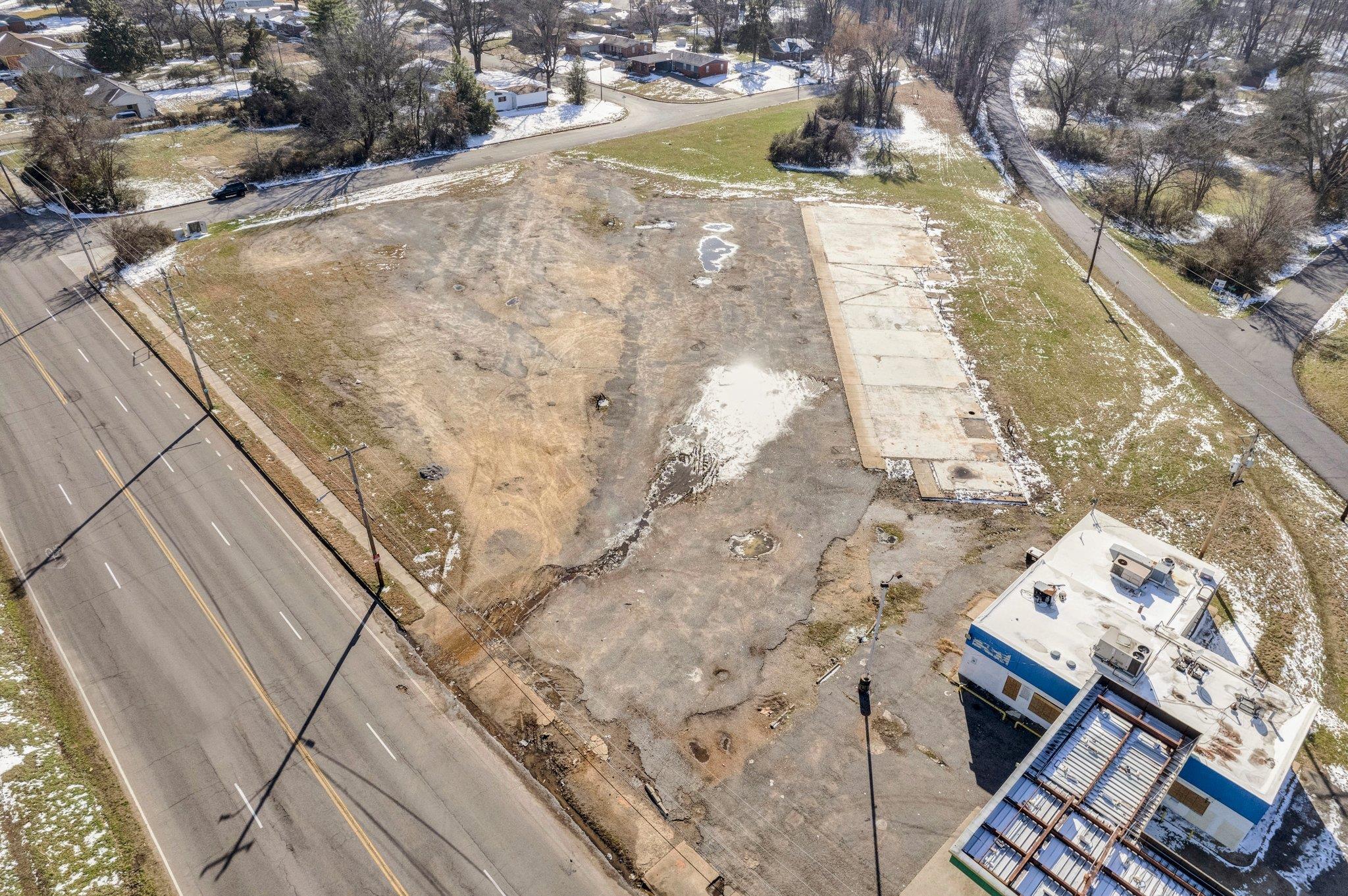 4777 Horn Lake Road Memphis, TN 38109 - Photo 10 of 14 a view of swimming pool