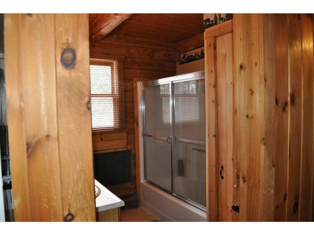 48 Hazen Road Bethlehem, NH 03574 - Photo 16 of 27