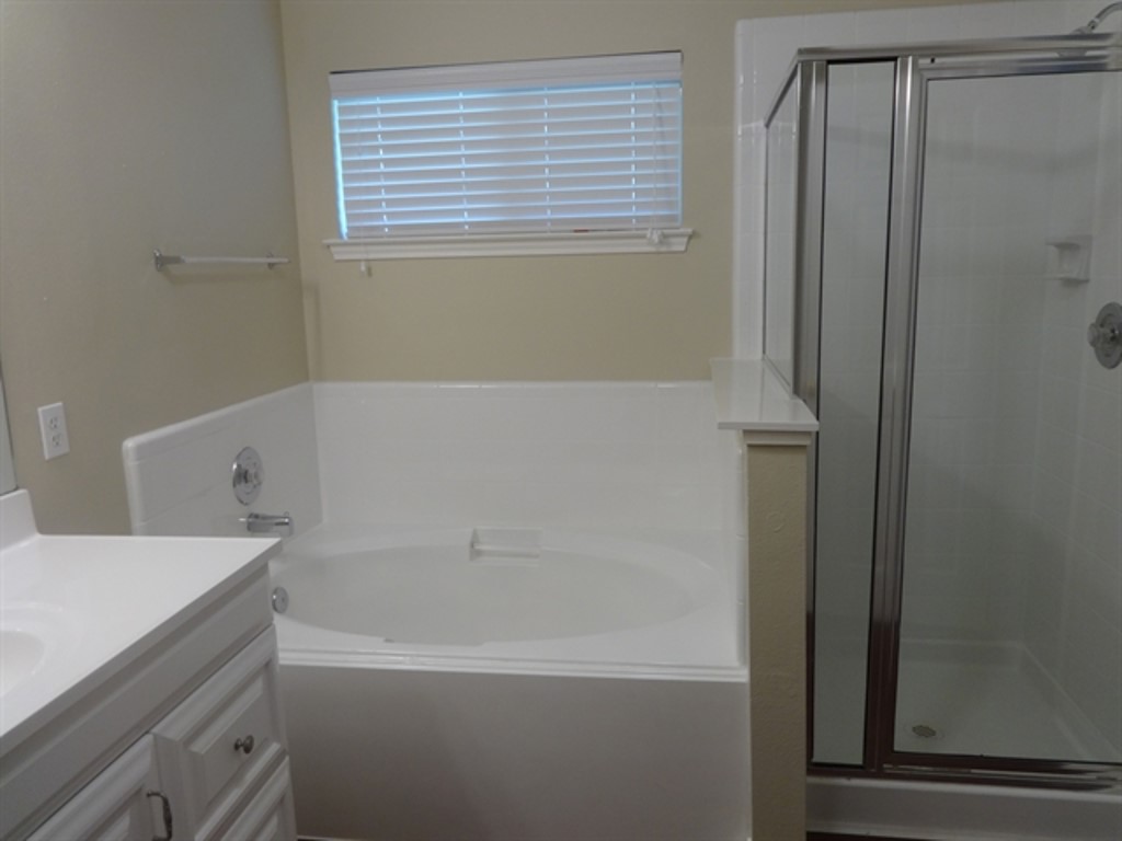 5211 Sherilynn Drive Spring, TX 77373 - Photo 6 of 11