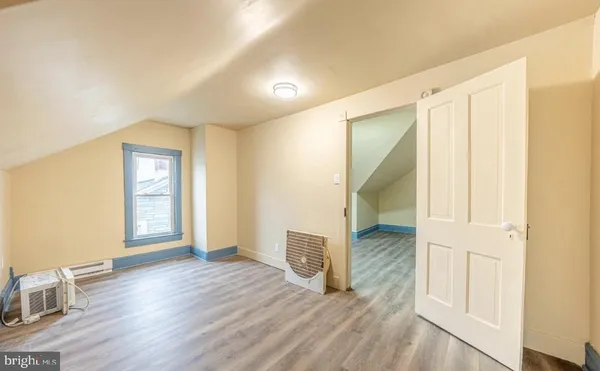 $1,400 | 415 Hazle Street, Unit 2, Tamaqua, PA 18252