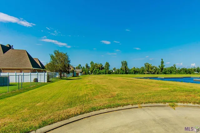 $289,000 | 1788 Sandy Beach Road, Houma, LA 70360