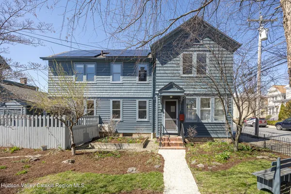 $895,000 | 33 South 5th Street, Hudson, NY 12534