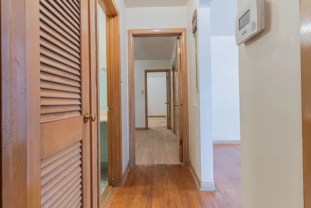 $199,000 | 8849 South Paxton Avenue, Chicago, IL 60617