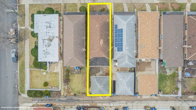 $199,000 | 8849 South Paxton Avenue, Chicago, IL 60617