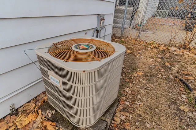 $199,000 | 8849 South Paxton Avenue, Chicago, IL 60617