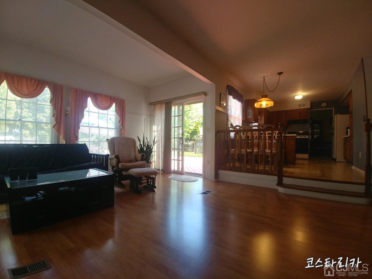 57 Brookside Road Edison, NJ 08817 - Photo 7 of 19