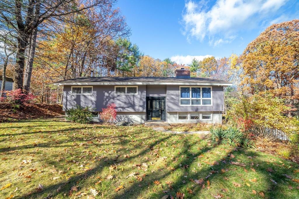 289 Bailey Road Holden, MA 01520 - Photo 2 of 28