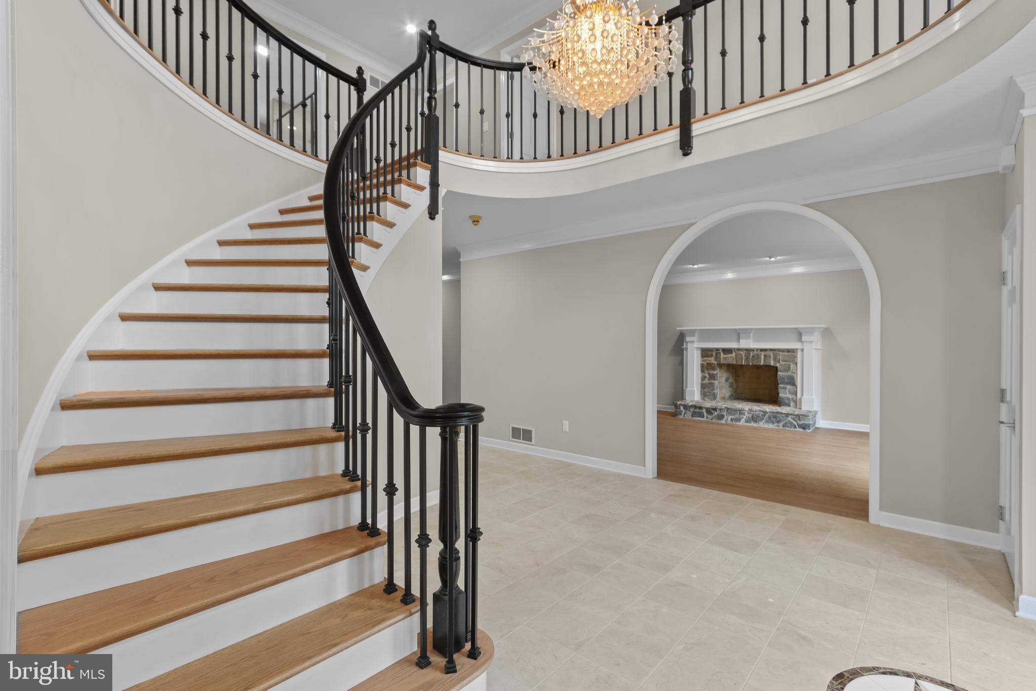 3685 Manor Road Bethlehem, PA 18020 - Photo 15 of 46