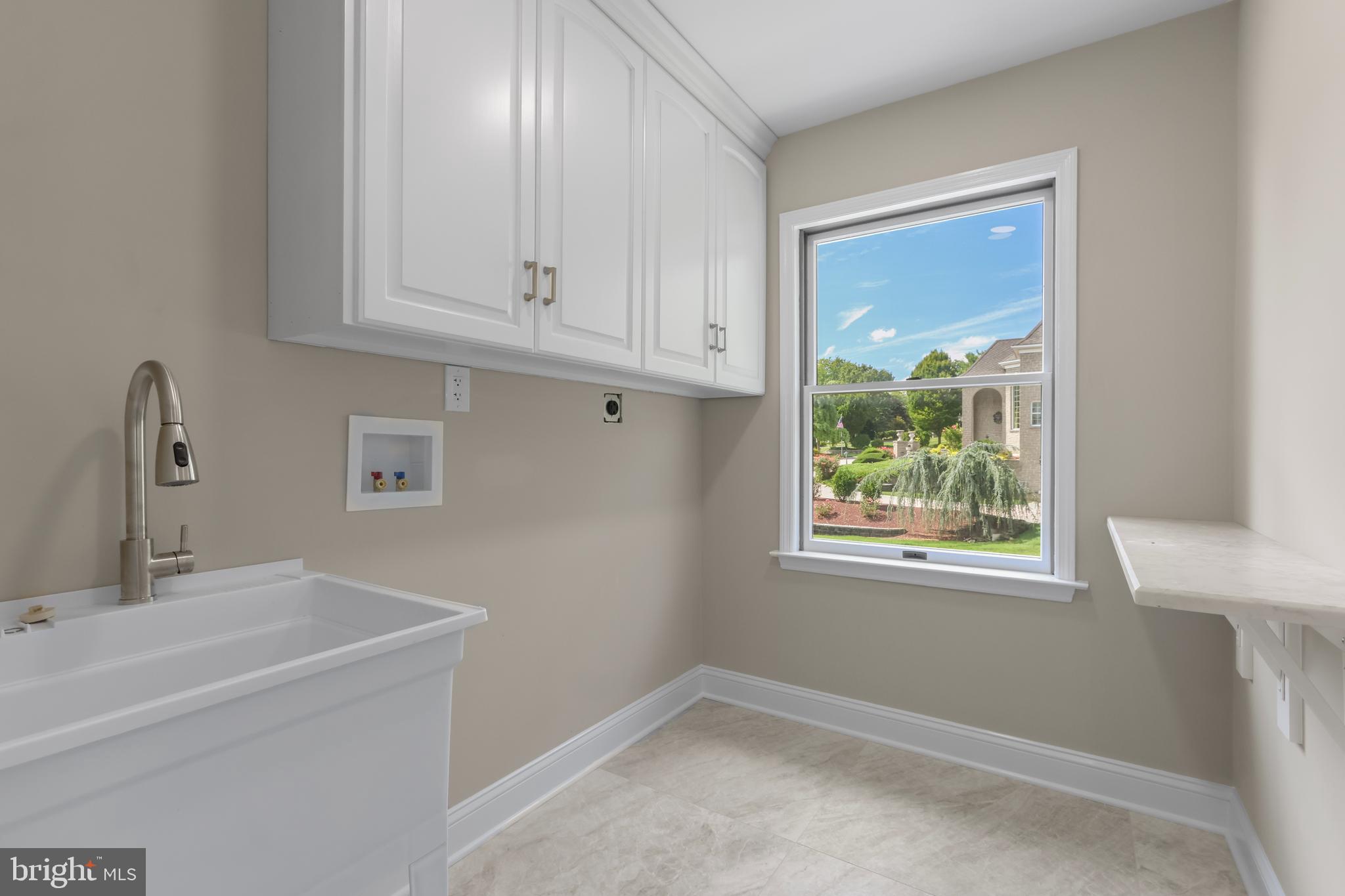 3685 Manor Road Bethlehem, PA 18020 - Photo 32 of 46