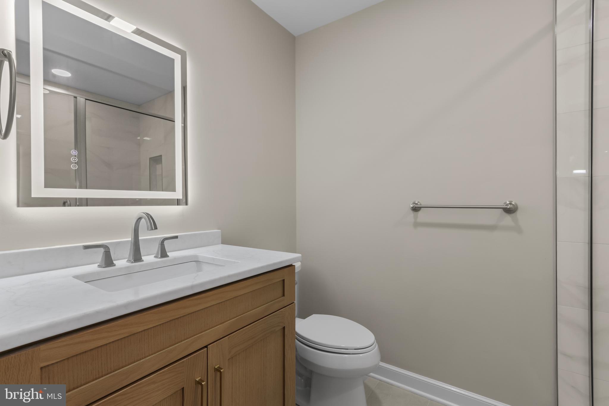 3685 Manor Road Bethlehem, PA 18020 - Photo 34 of 46