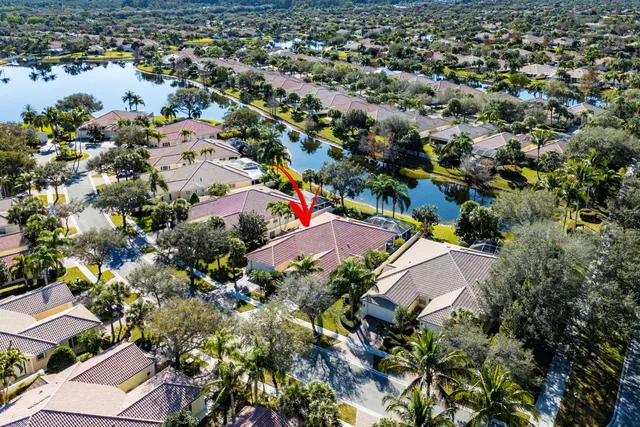 $550,000 | 8370 Eleuthera Lane, Wellington, FL 33414