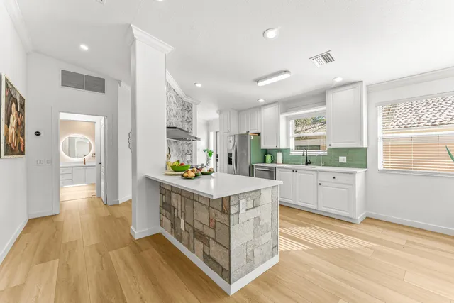 $550,000 | 8370 Eleuthera Lane, Wellington, FL 33414