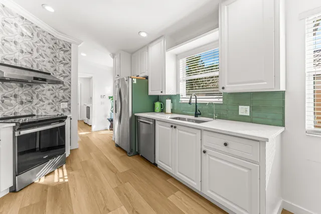 $550,000 | 8370 Eleuthera Lane, Wellington, FL 33414