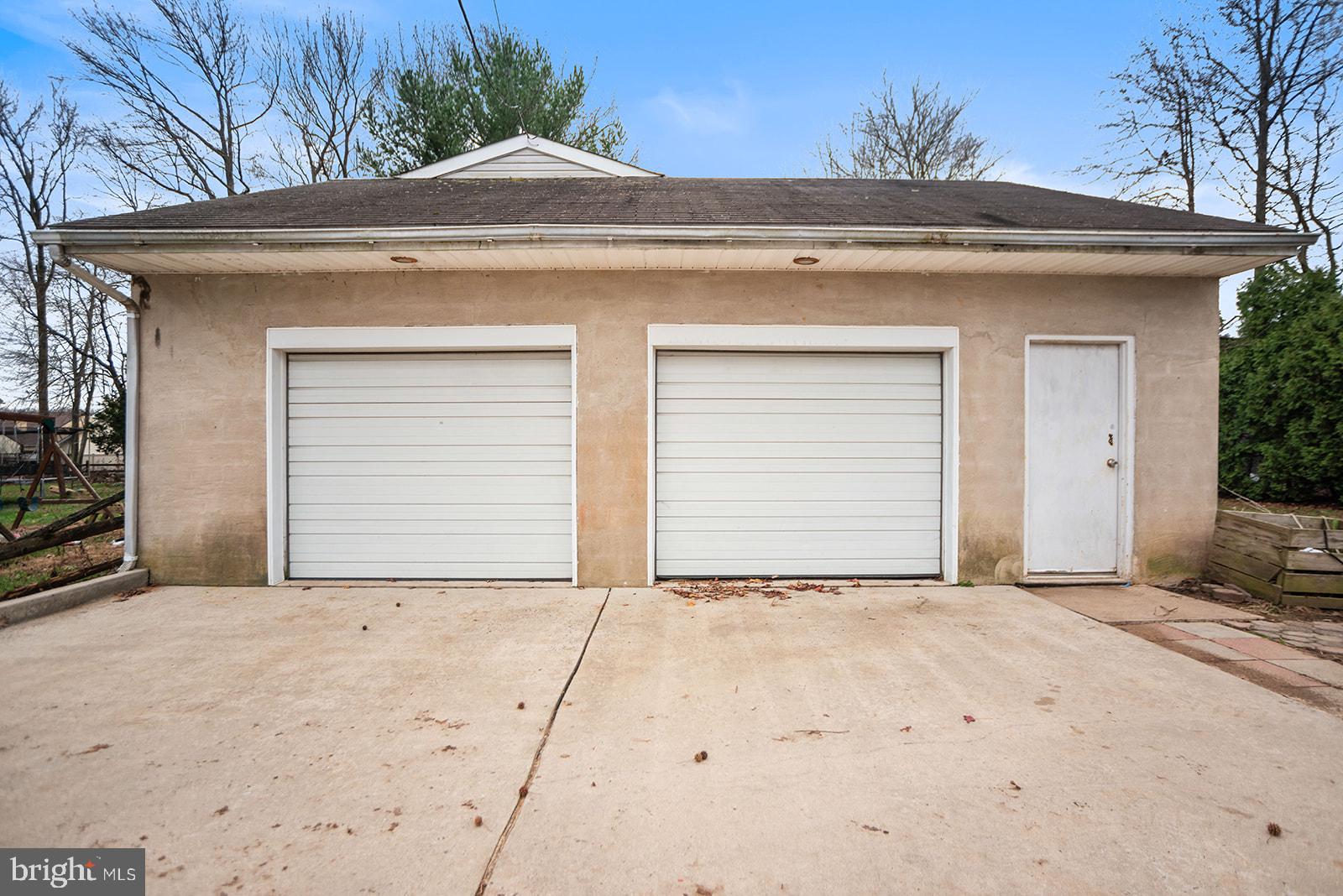 152 Wistar Road Fairless Hills, PA 19030 - Photo 2 of 41 Gallery Image 2