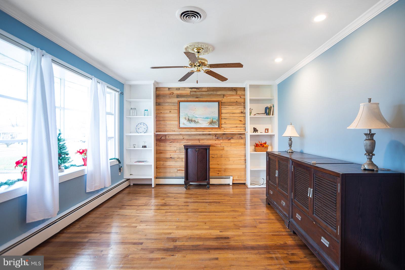 152 Wistar Road Fairless Hills, PA 19030 - Photo 3 of 41 Gallery Image 3