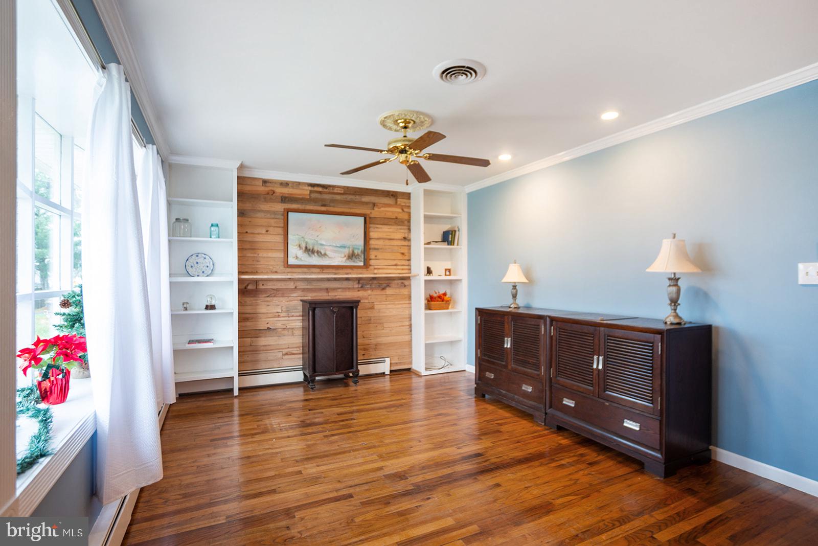 152 Wistar Road Fairless Hills, PA 19030 - Photo 5 of 41 Gallery Image 5