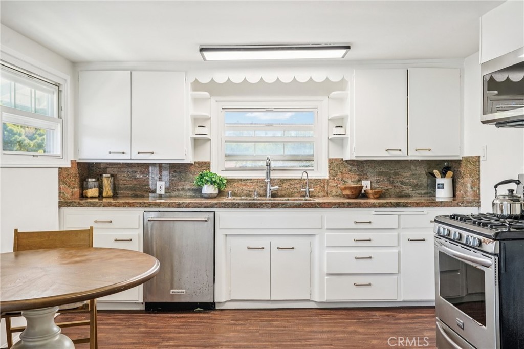 836 Loma Vista Street El Segundo, CA 90245 - Photo 16 of 36