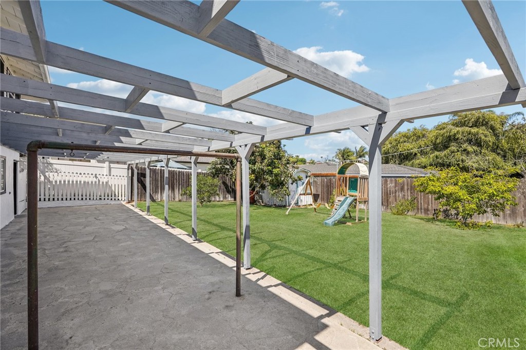 836 Loma Vista Street El Segundo, CA 90245 - Photo 29 of 36