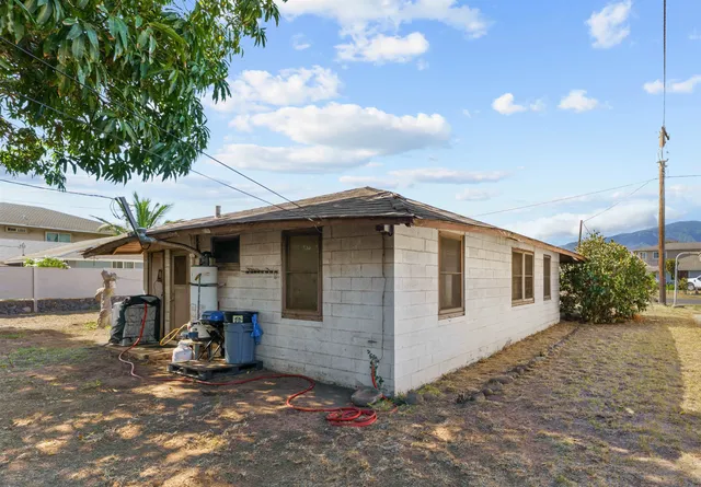 $650,000 | 433 Kahiki Street, Kahului, HI 96732