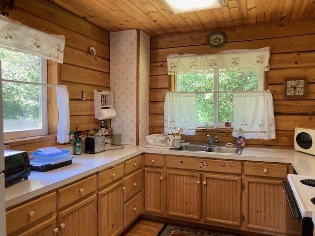 3023 Orient Cutoff Road Kettle Falls, WA 99141 - Photo 11 of 43 Gallery Image 11