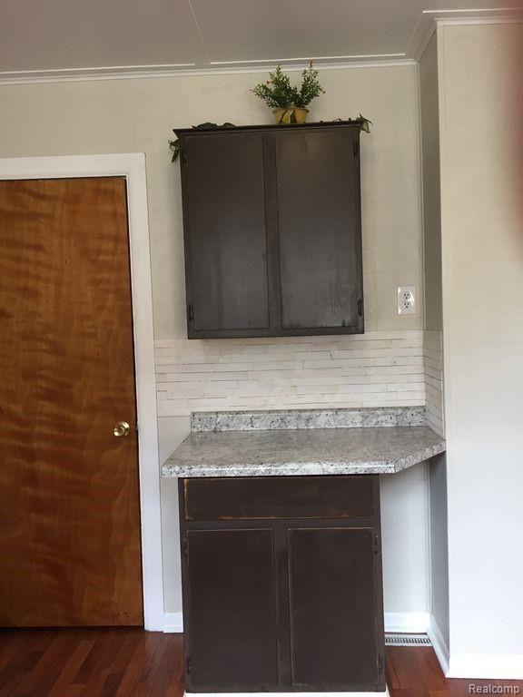 7036 Orchard Avenue Warren, MI 48091 - Photo 20 of 26
