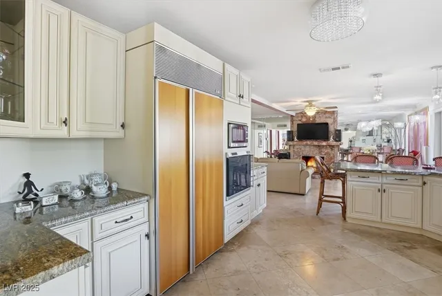 $3,500 | 3182 Moonflower Drive, Las Vegas, NV 89146