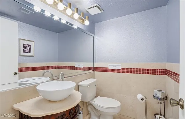 $3,500 | 3182 Moonflower Drive, Las Vegas, NV 89146