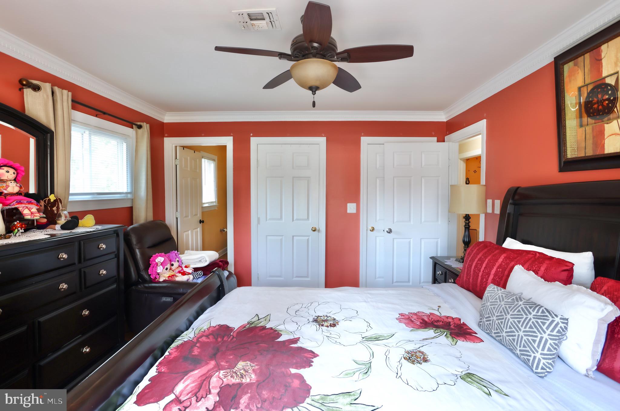 8421 Rugby Road Manassas Park, VA 20111 - Photo 13 of 48 Gallery Image 13