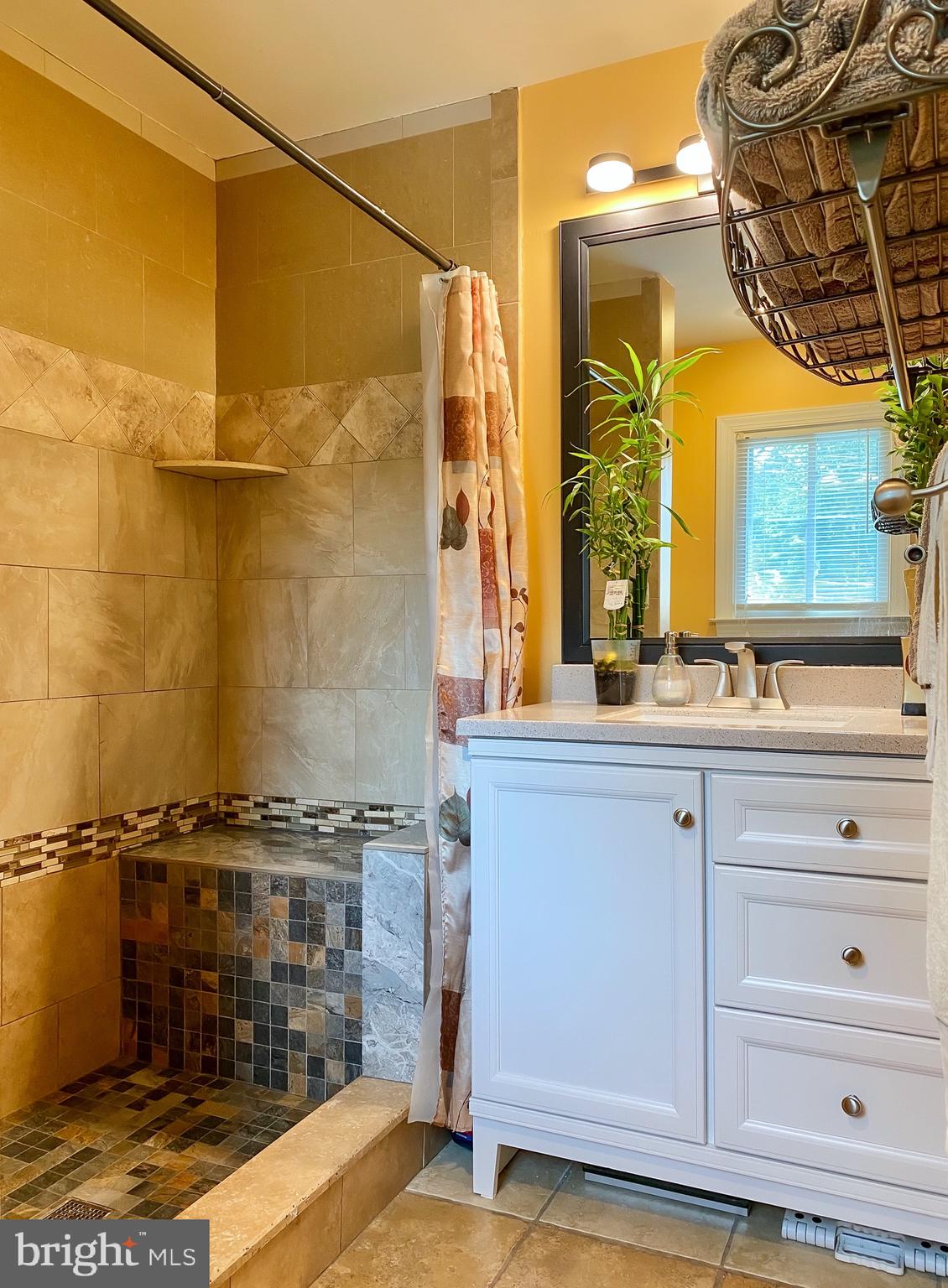 8421 Rugby Road Manassas Park, VA 20111 - Photo 15 of 48 Gallery Image 15