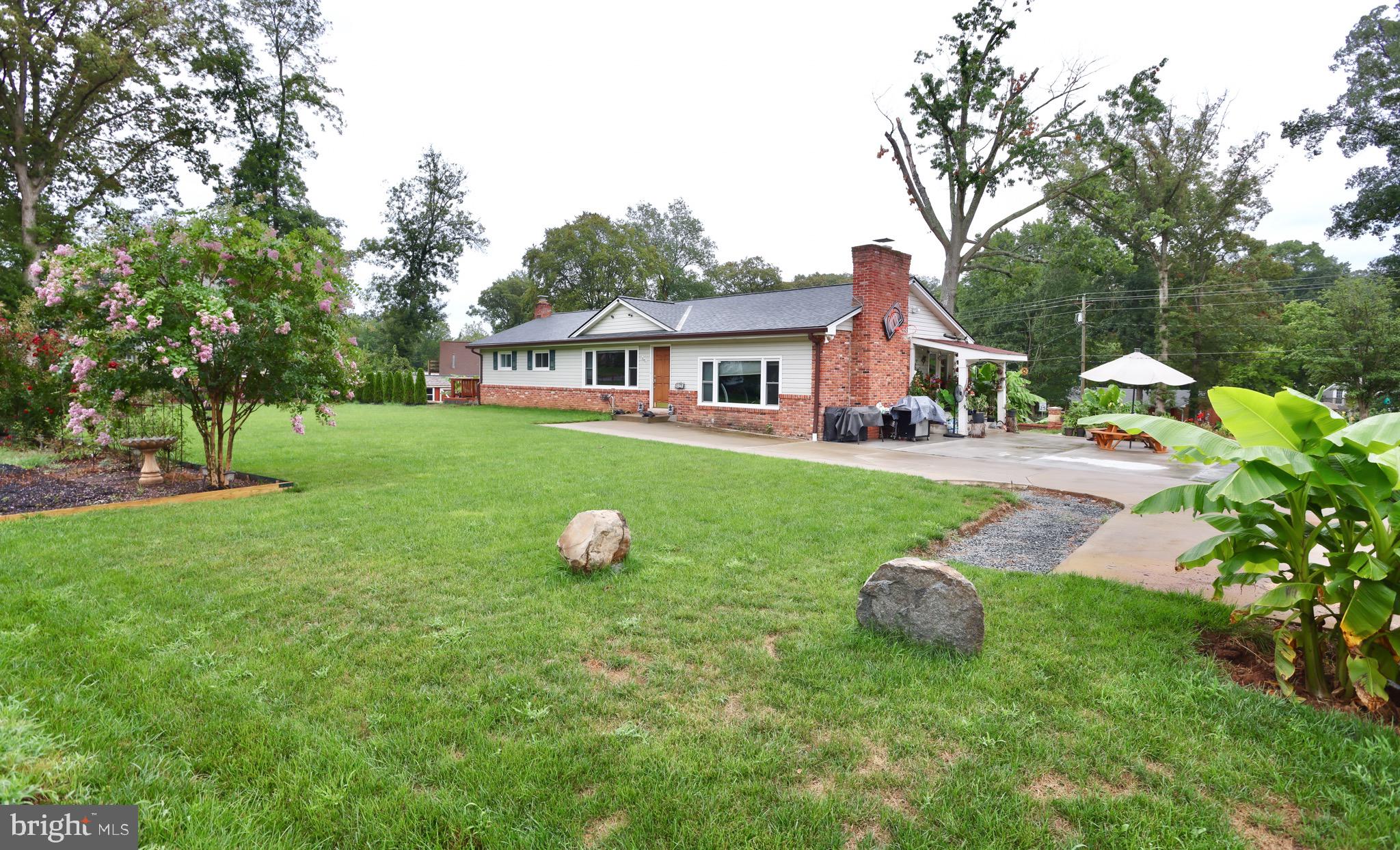 8421 Rugby Road Manassas Park, VA 20111 - Photo 3 of 48 Gallery Image 3