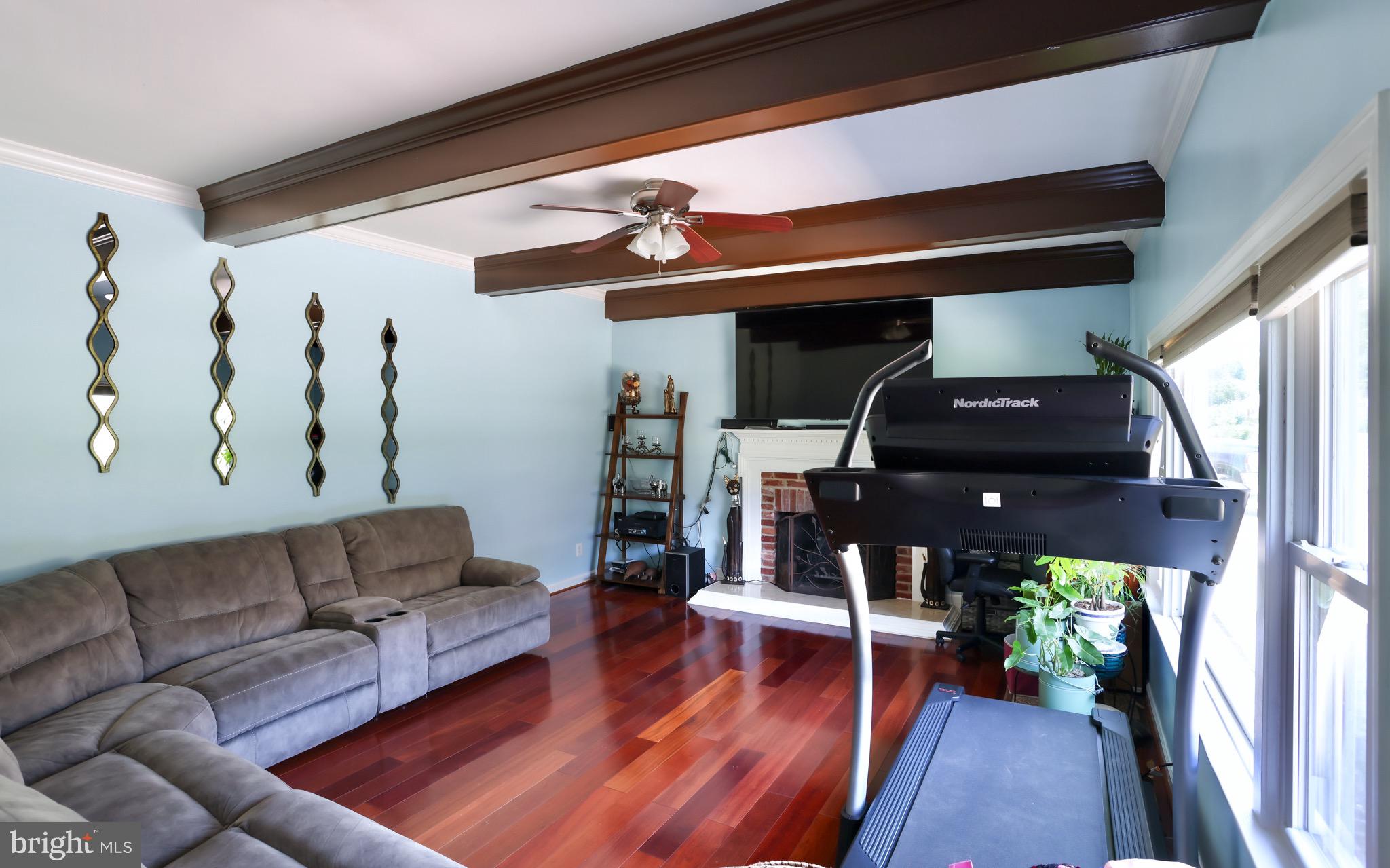 8421 Rugby Road Manassas Park, VA 20111 - Photo 27 of 48 Gallery Image 27