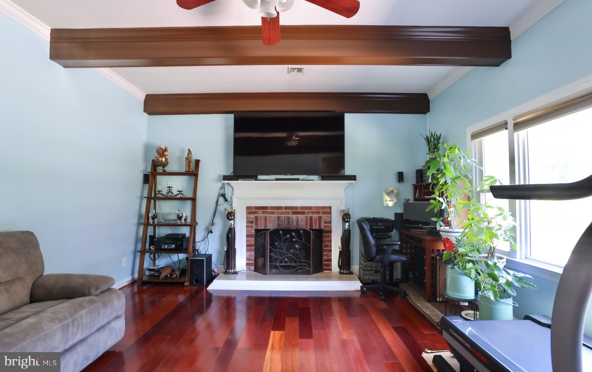 8421 Rugby Road Manassas Park, VA 20111 - Photo 28 of 48 Gallery Image 28