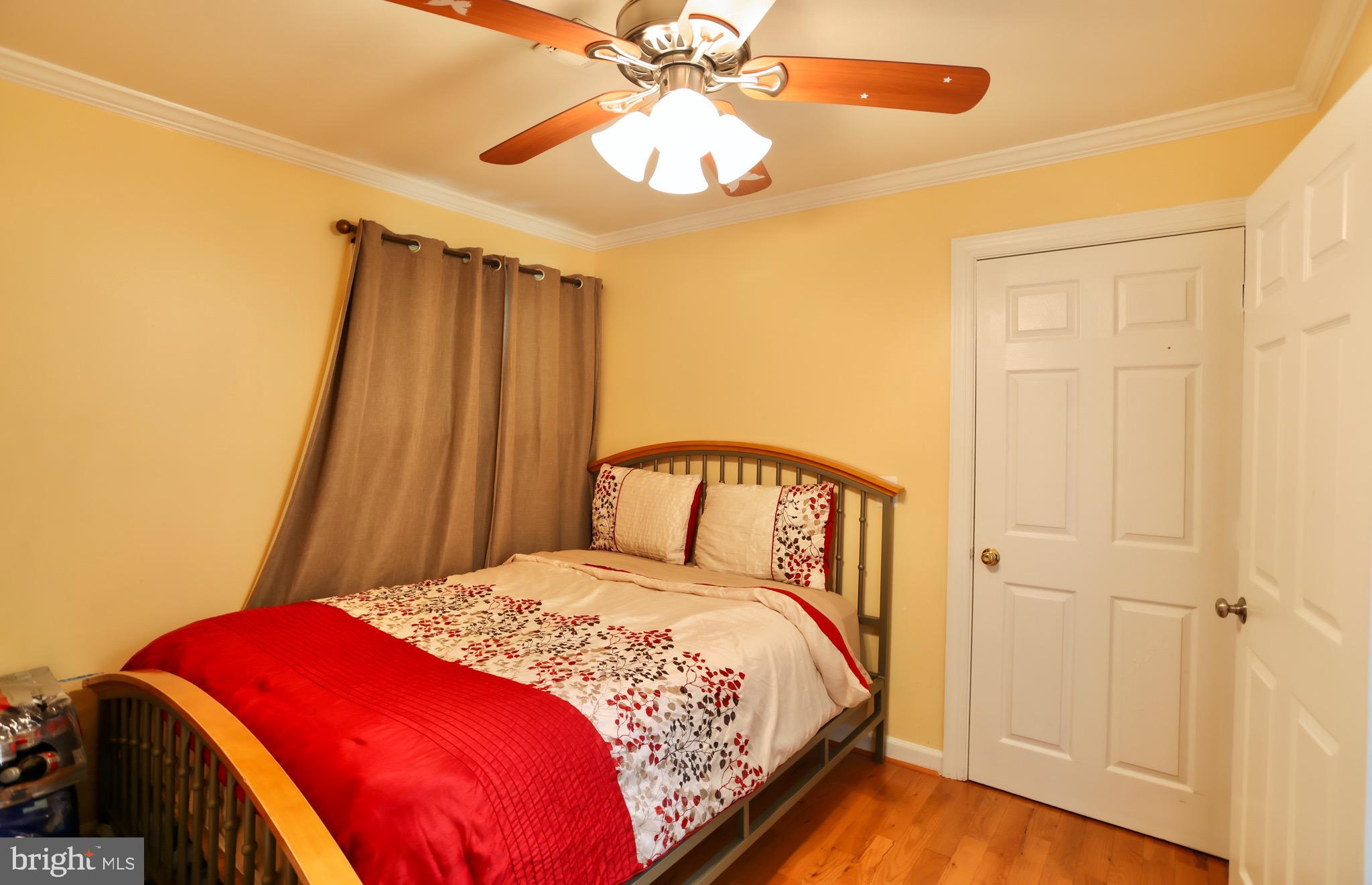 8421 Rugby Road Manassas Park, VA 20111 - Photo 10 of 48 Gallery Image 10