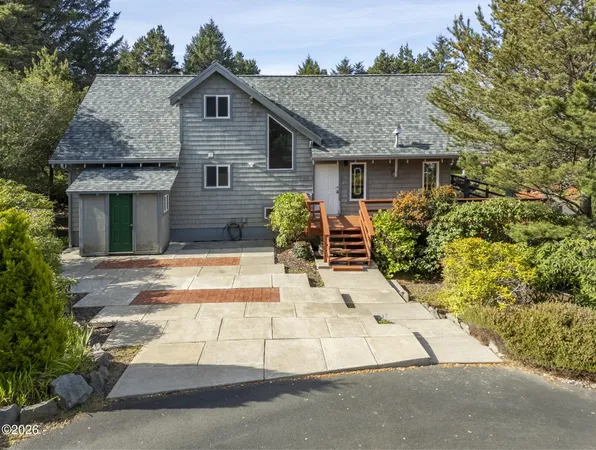 $599,000 | 1365 Southwest Ocean Terrace, Waldport, OR 97394