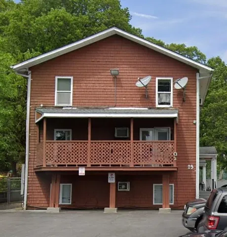 $1,800 | 23 Starr Street, Unit D, Johnston, RI 02919