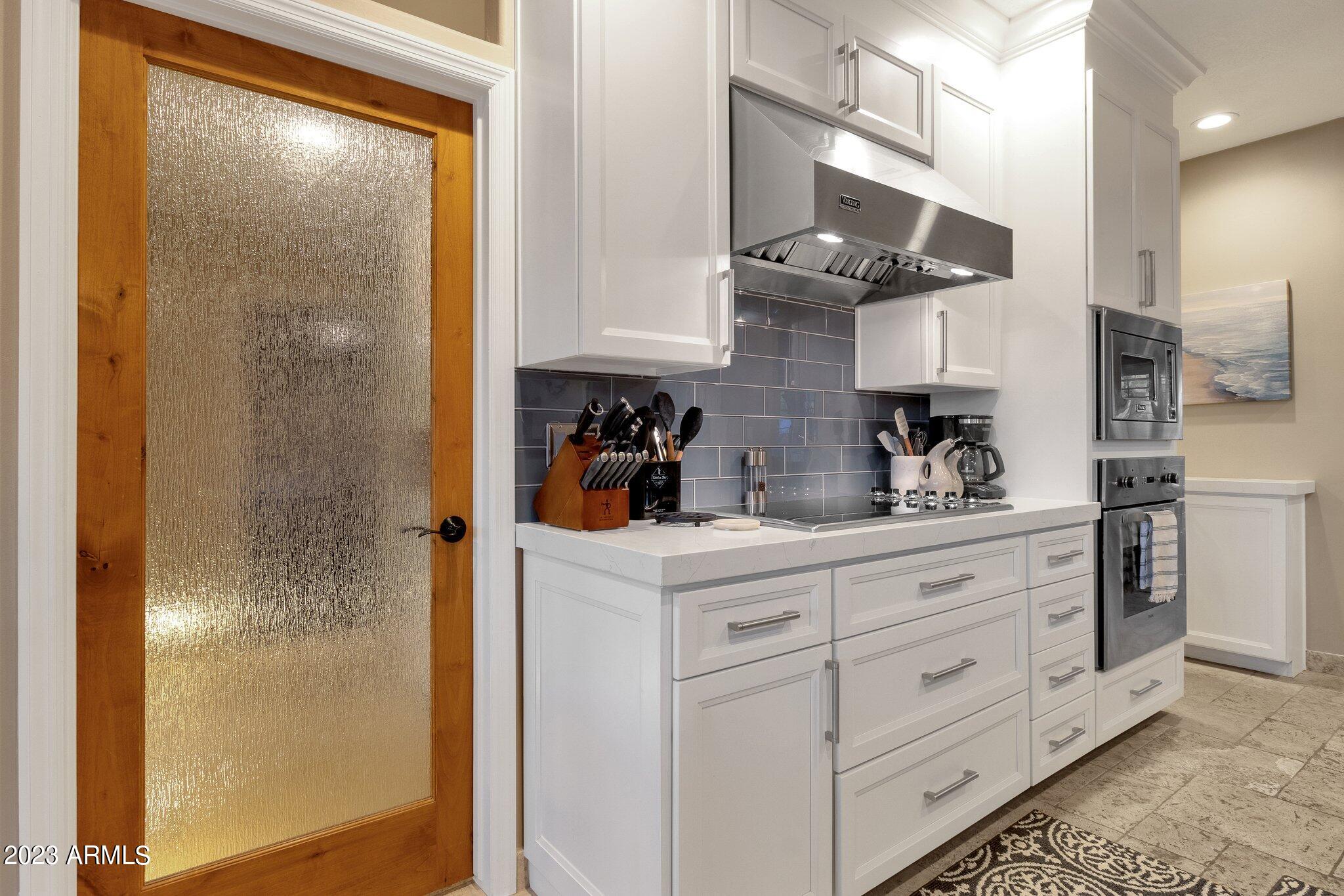 8115 East Redfield Road Scottsdale, AZ 85260 - Photo 12 of 43 Kitchen