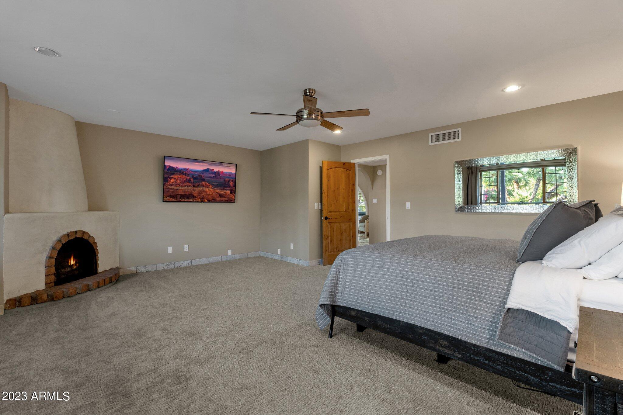 8115 East Redfield Road Scottsdale, AZ 85260 - Photo 17 of 43 Primary Bedroom