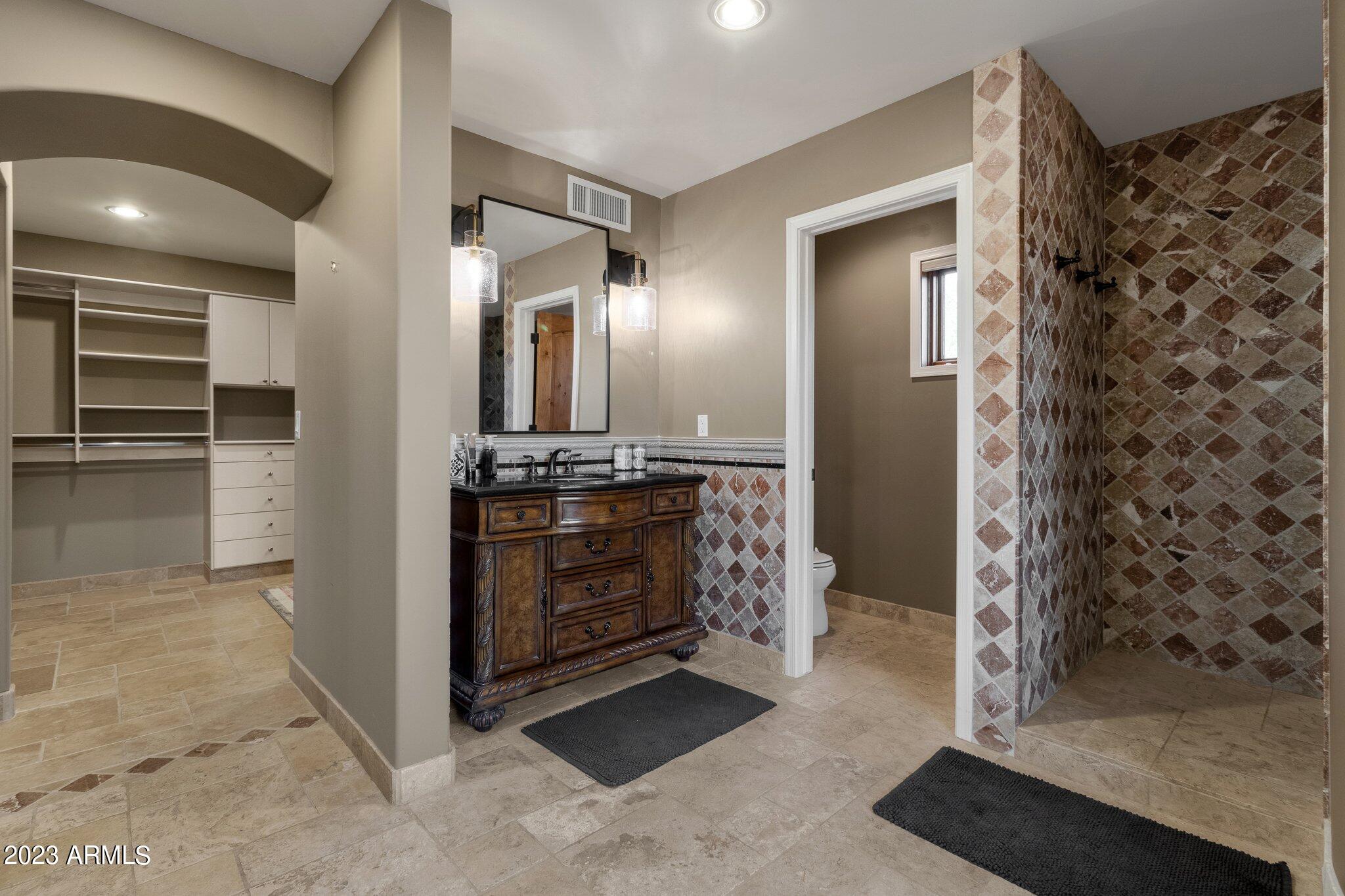 8115 East Redfield Road Scottsdale, AZ 85260 - Photo 20 of 43 Primary Bathroom